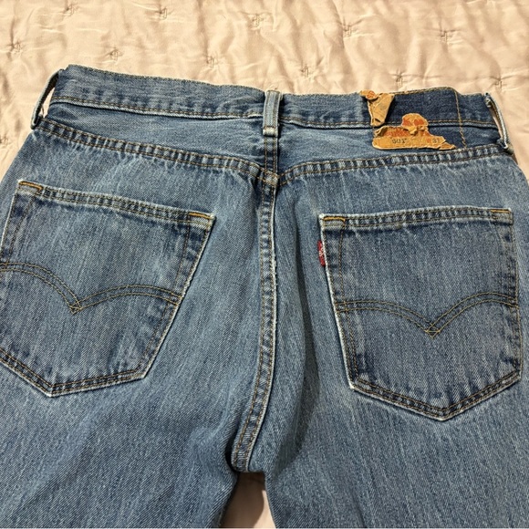 Levi's 501s Men's Blue Jeans size 31W 32L - Picture 8 of 8